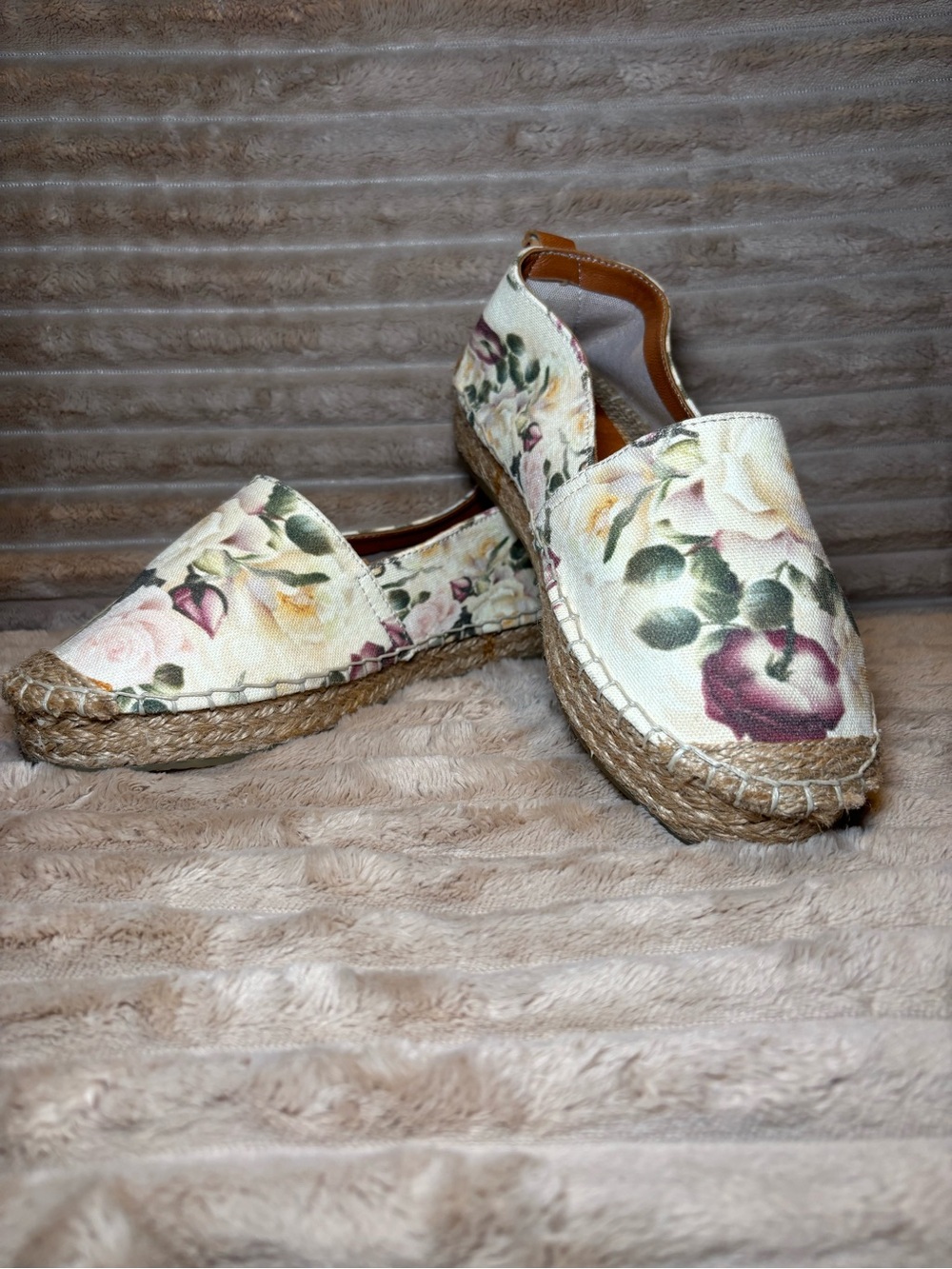 Maldive’s Floral Canvas Espadrilles in Cream with Pink Rose Print